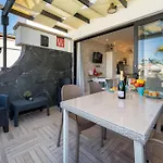 Luxury Poolside Μασπαλόμας