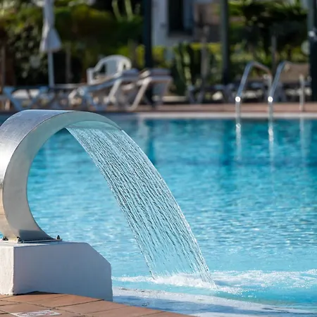 Luxury Poolside Vakantiehuis *