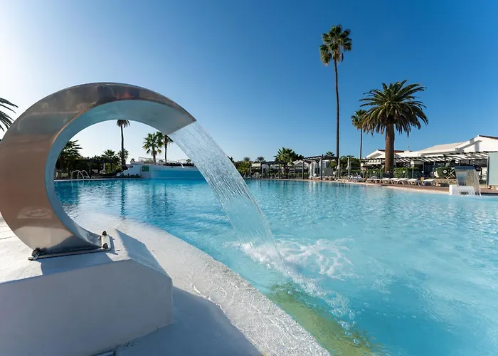 Σπίτι διακοπών Luxury Poolside Μασπαλόμας